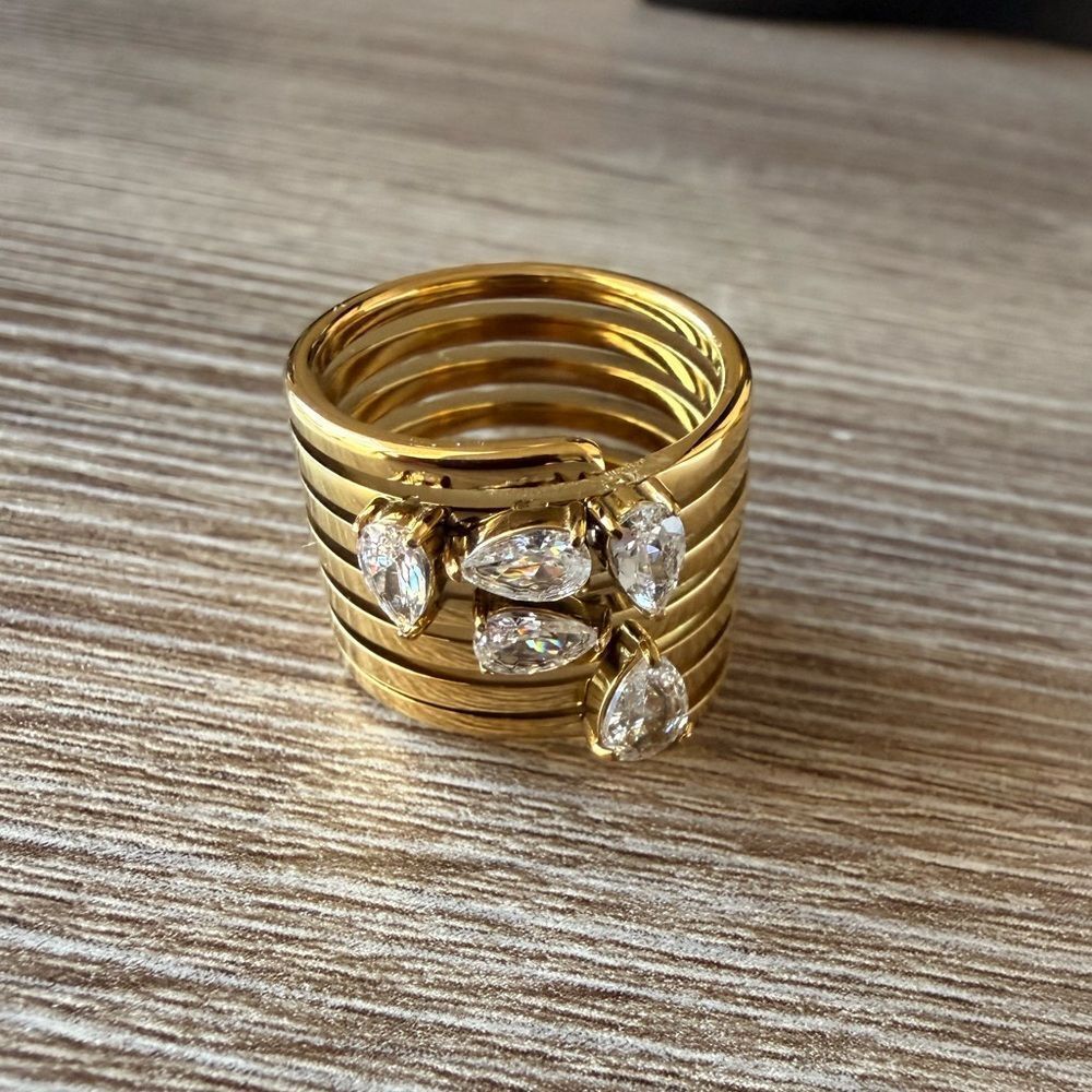 Gold Ring with Crystal Accents N1224 - Picture 4 of 6